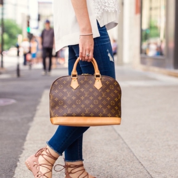 Louis Vuitton Alma PM (new vachetta)🌟1HR price drop🌟 - Picture 4 of 16